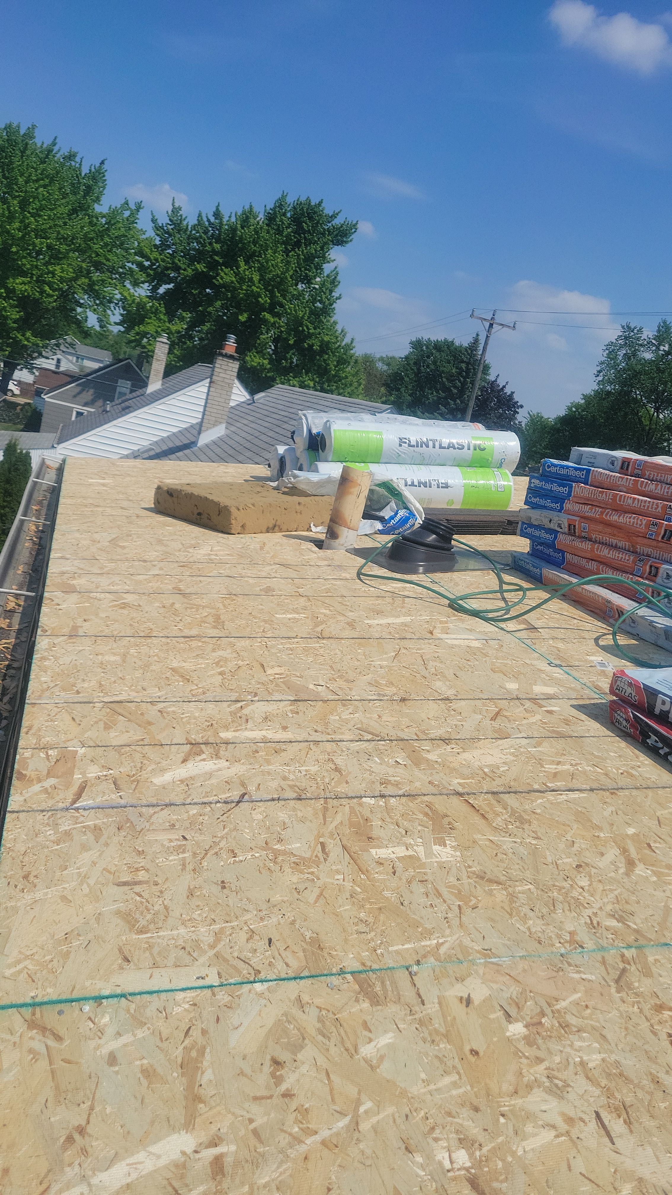 Roof Replacement using CertainTeed Northgate by 180 Contractors