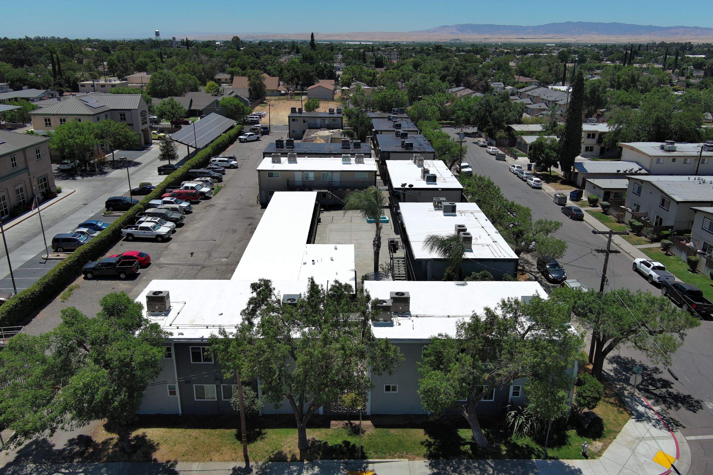 Foam Refurbish using General Coatings acrylic coatings and spray foam by Straight Edge Roofing Inc