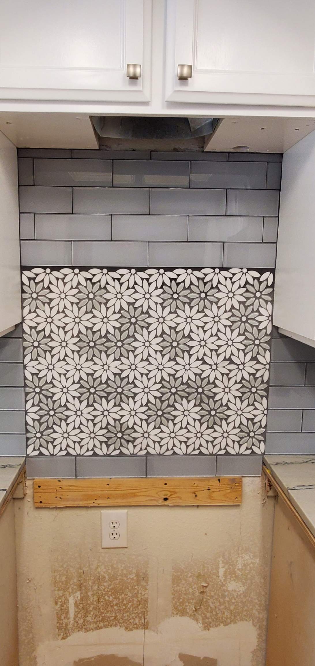 Kitchen Backsplash by Footprints Floors South Sacramento