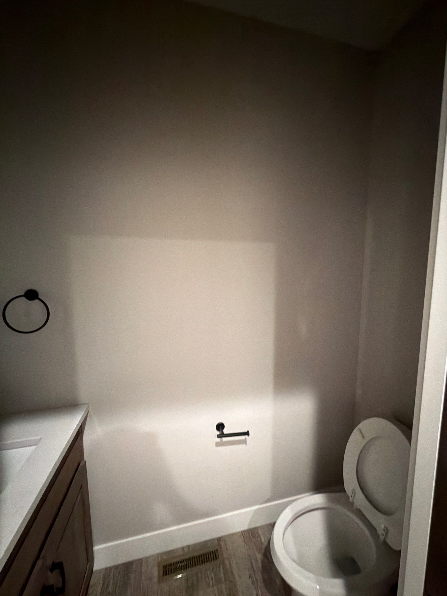 Sioux Falls Interior Finishing by Select Painting, Coatings & Garage Cabinets