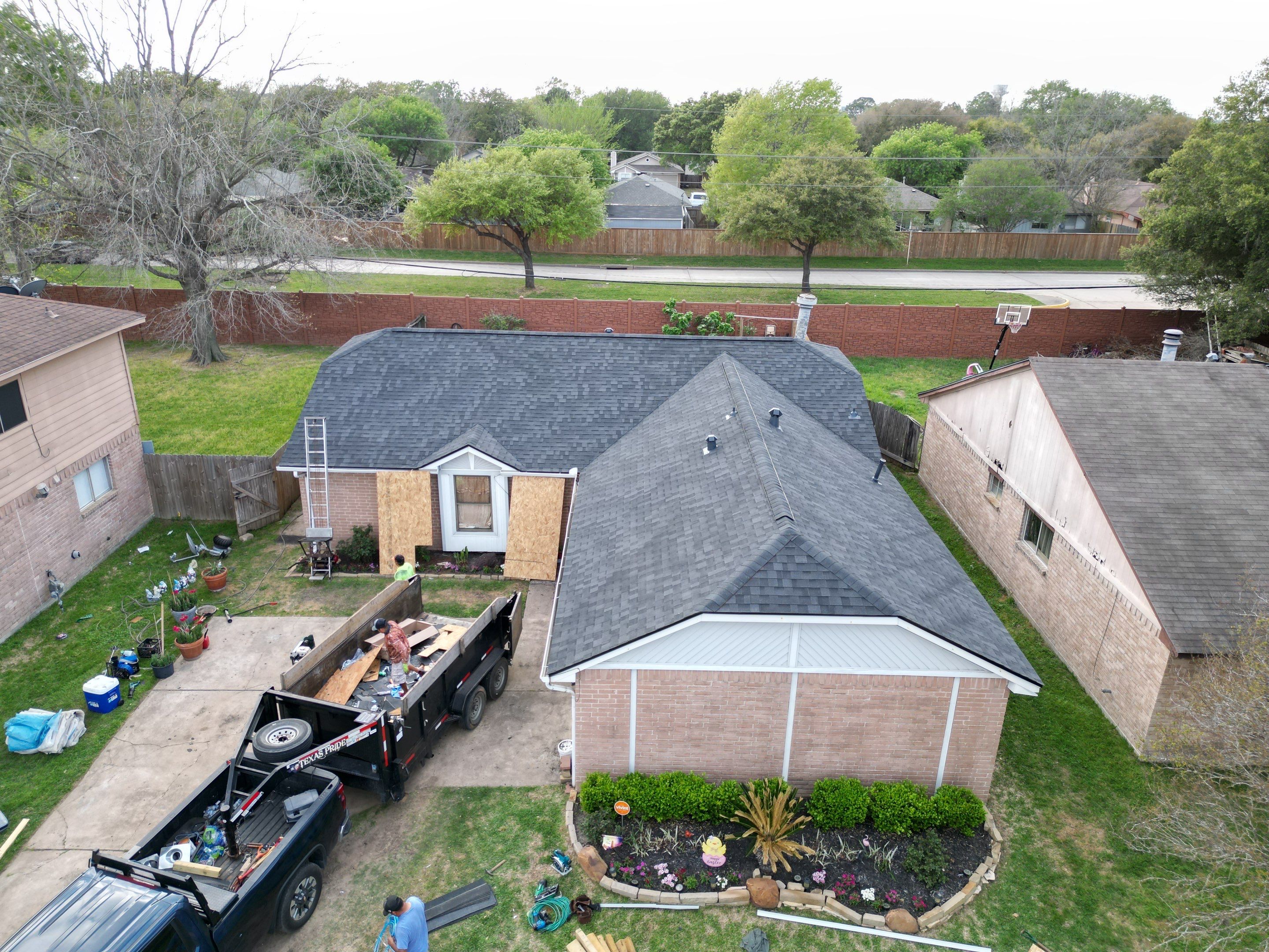 IKO Cambridge Dual Black by HHH Roofing & Construction