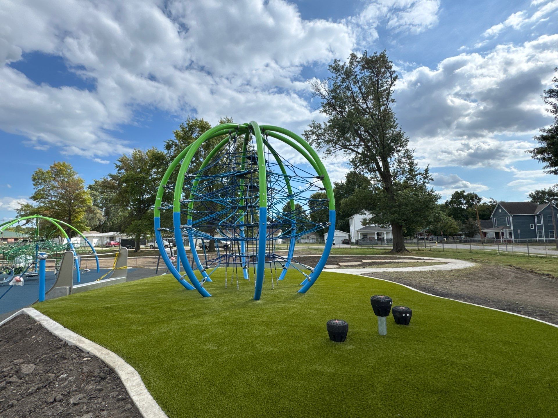 Herz Rose Park in Terre Haute, IN by ForeverLawn NEIN/INDY