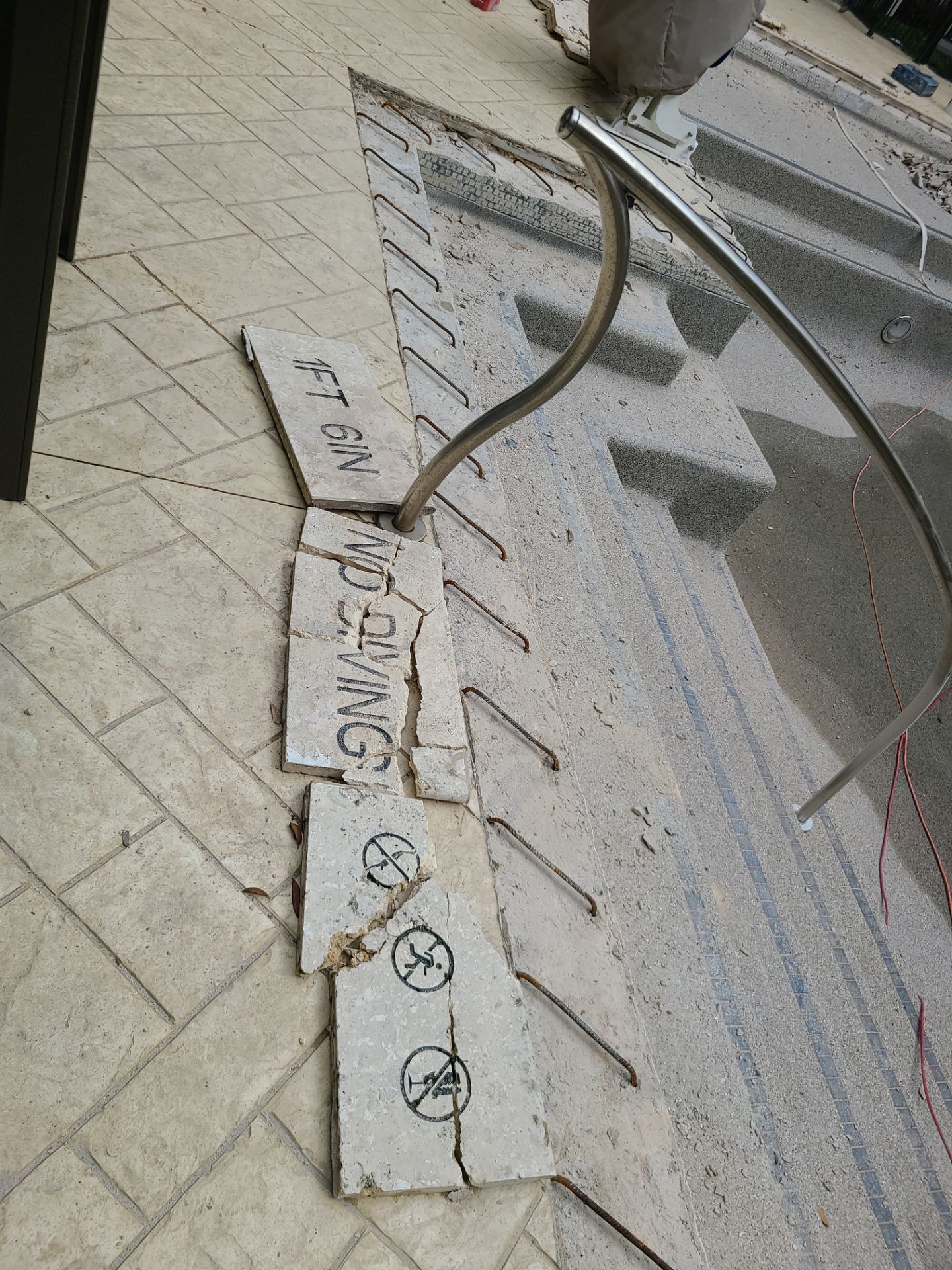 Waterford Frisco by Sink or Swim Pools
