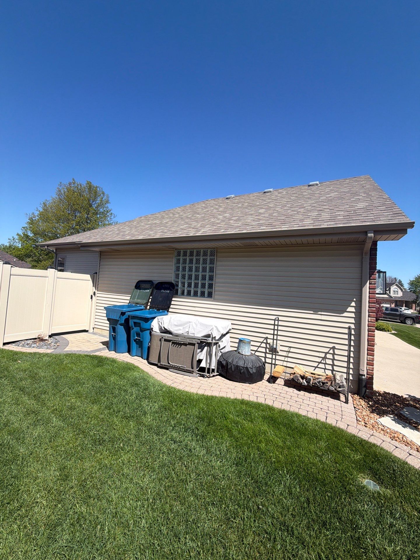 Siding, gutters, soffit & fascia replacement by Optimal Home Improvement 