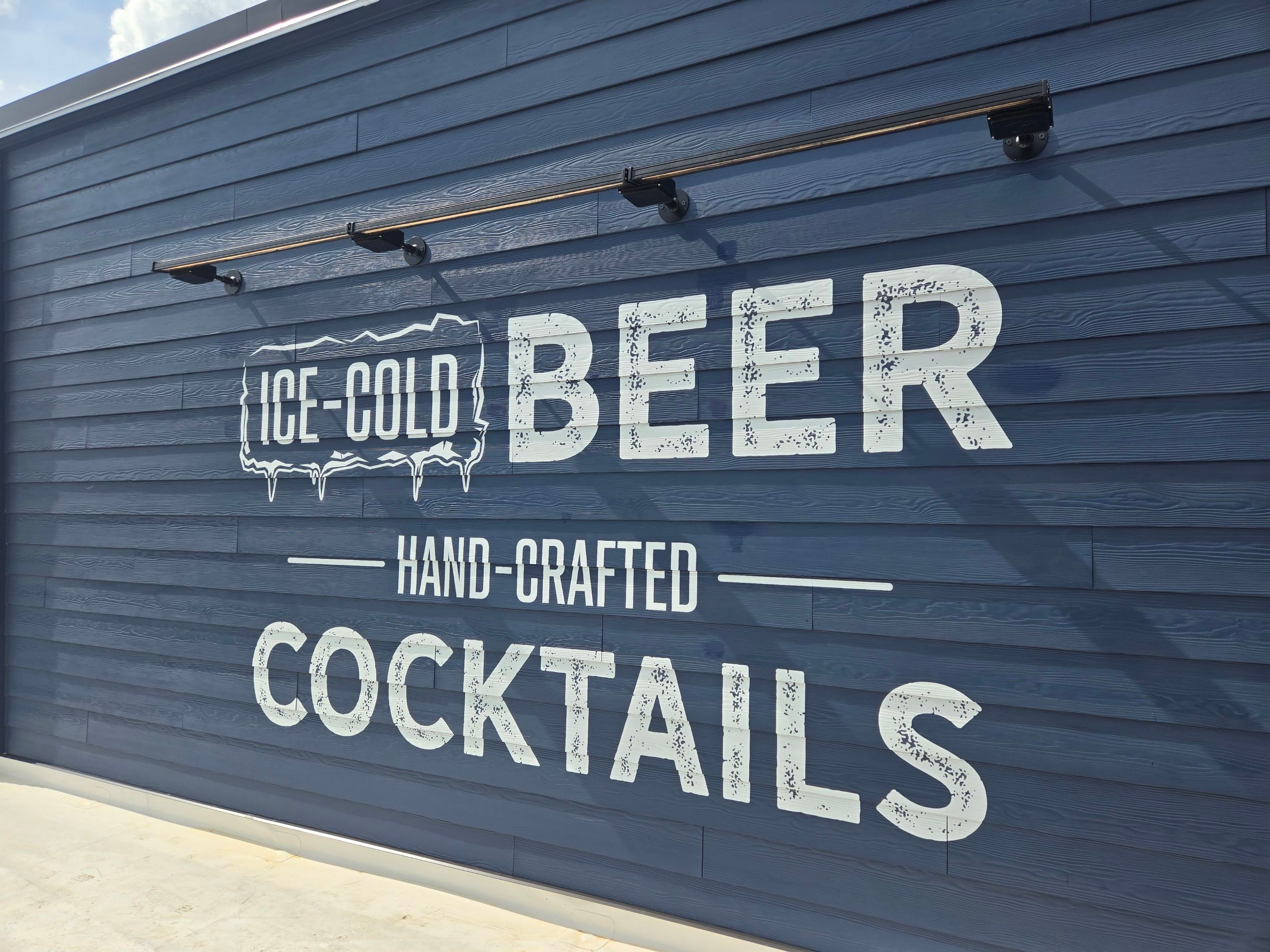 Bubba's 33 Exterior Vinyl Graphic and Painted Signage Installation by Hayes Design co
