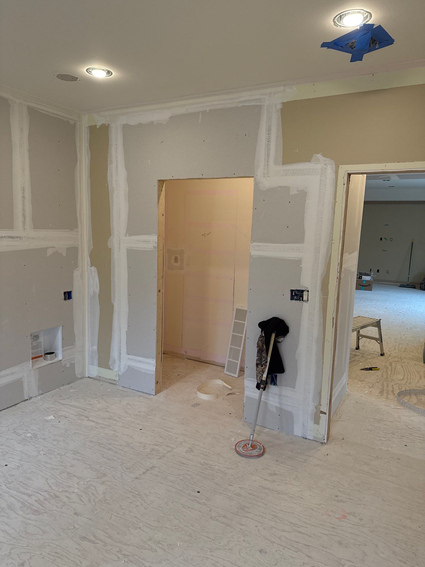 Project in Cape Girardeau by Duncan Painting And Wallcovering