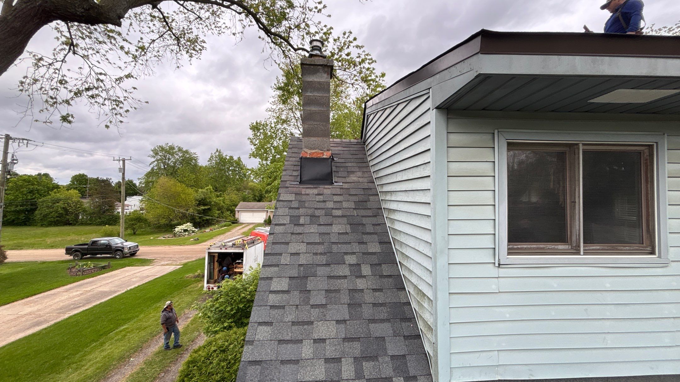 Roof Replacement using Owens Corning Estate Gray by 180 Contractors