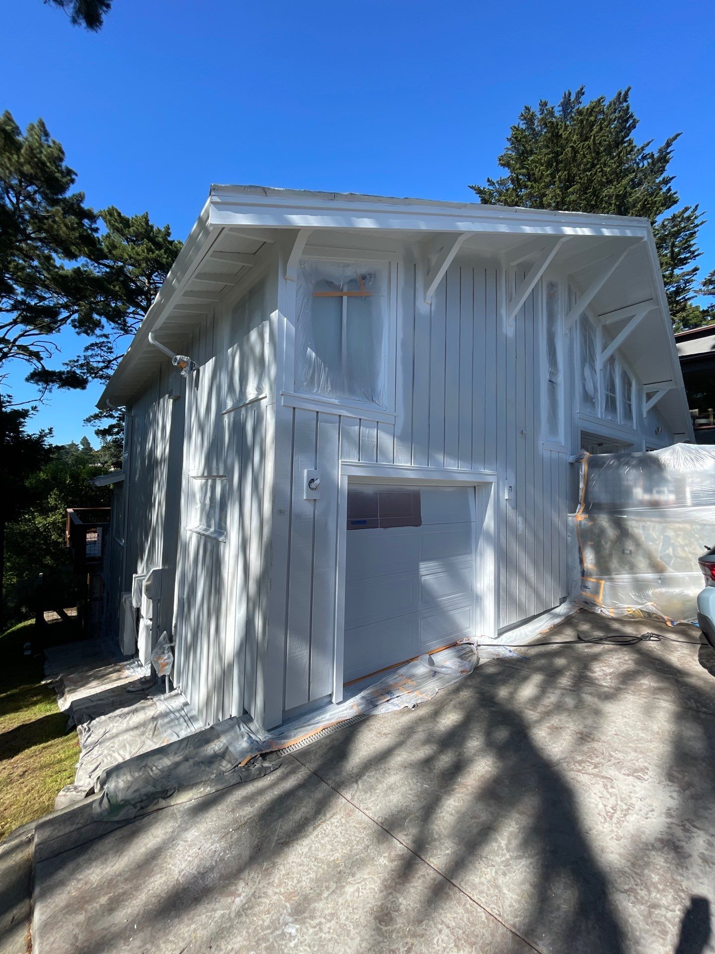 Project in Oakland by Herrera’s Bay Area Painting inc.