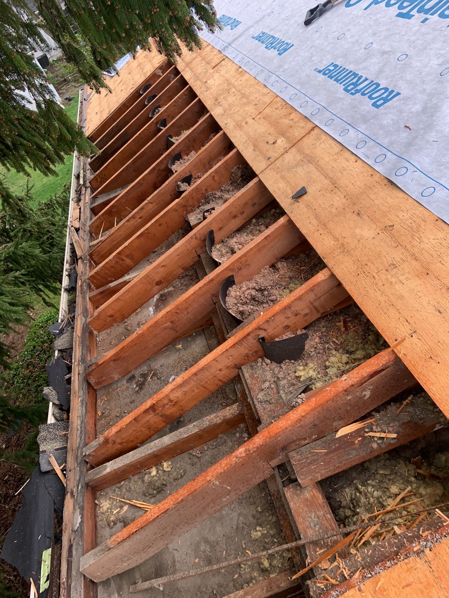 Roof Replacement using CertainTeed Landmark by 180 Contractors