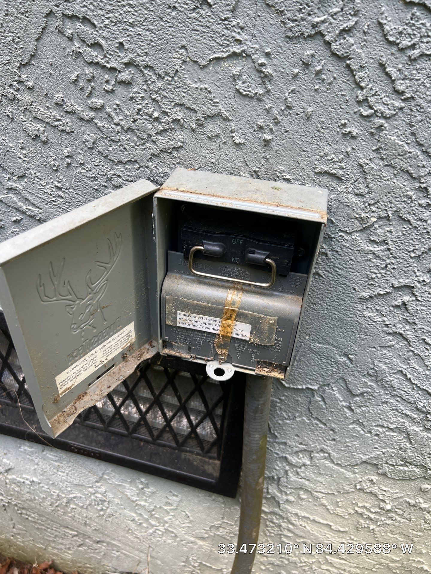 Goodman and Amana HVAC System Maintenance in Fayetteville by Veasey Mechanical Services