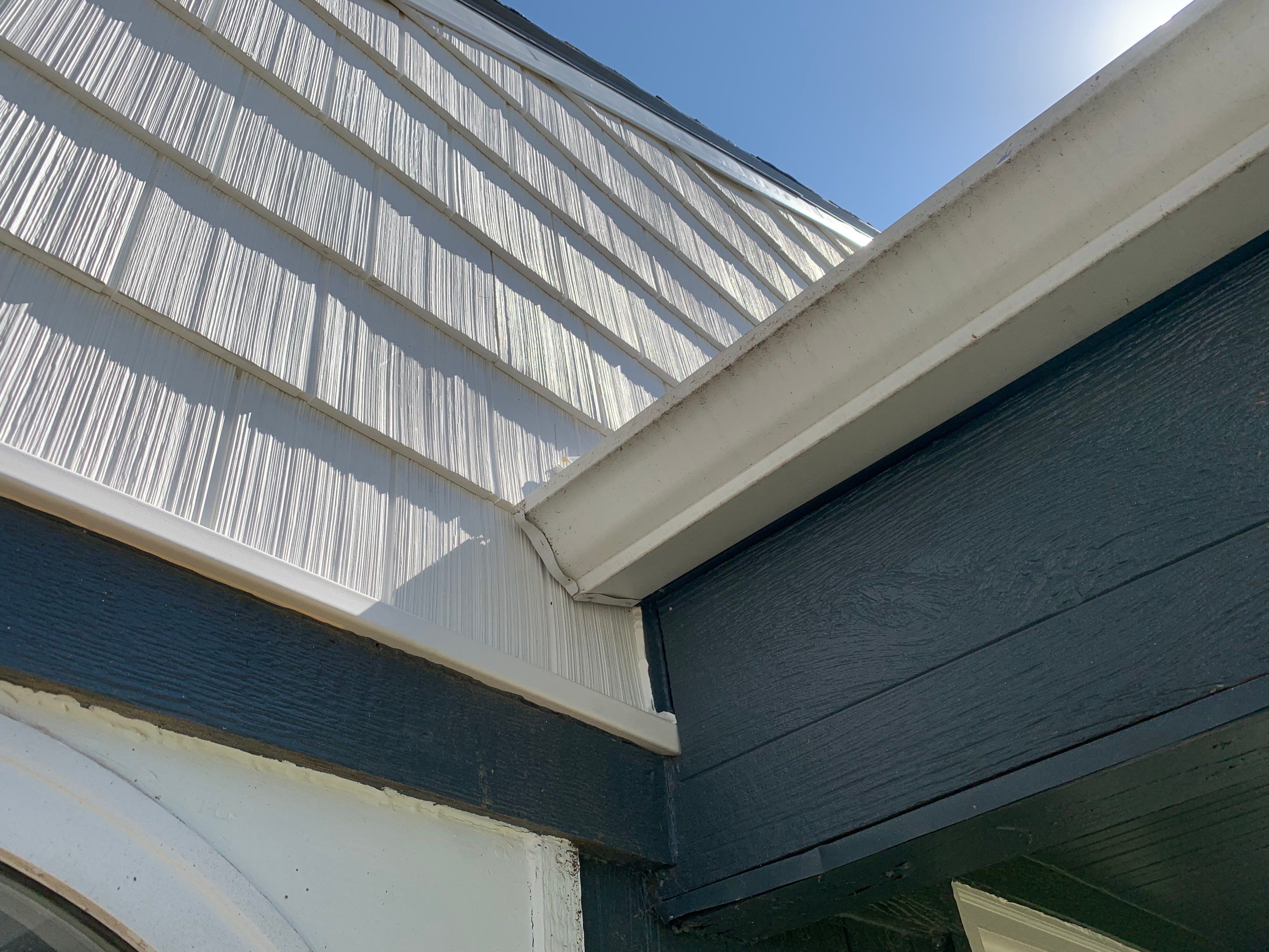 Siding Installation using Shake Siding by EEC Windows, Siding & Roofing