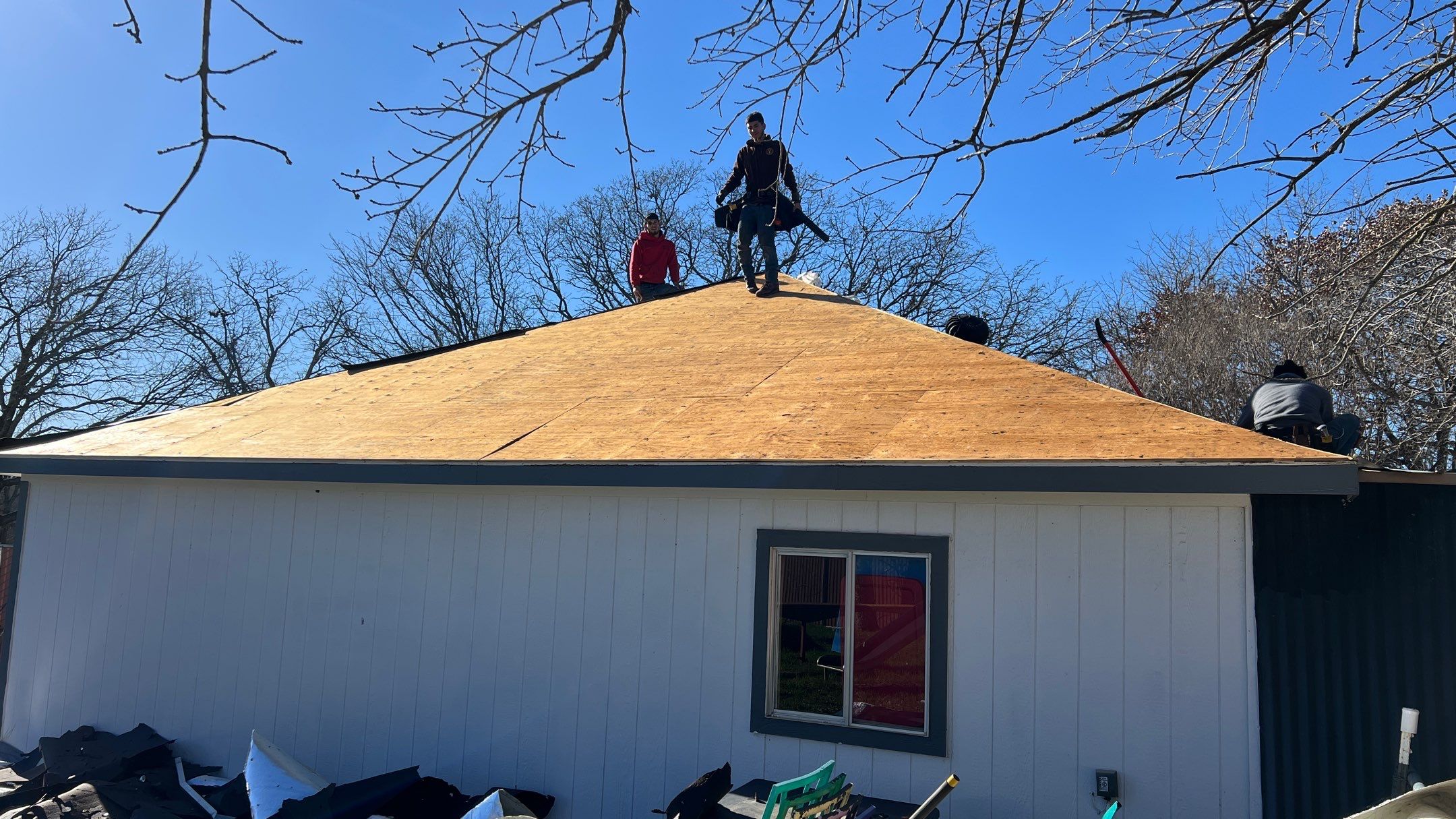 Residential Roofing Installation using Malarkey Legacy Scotchgard Shingles by Harvey Roofing & Construction