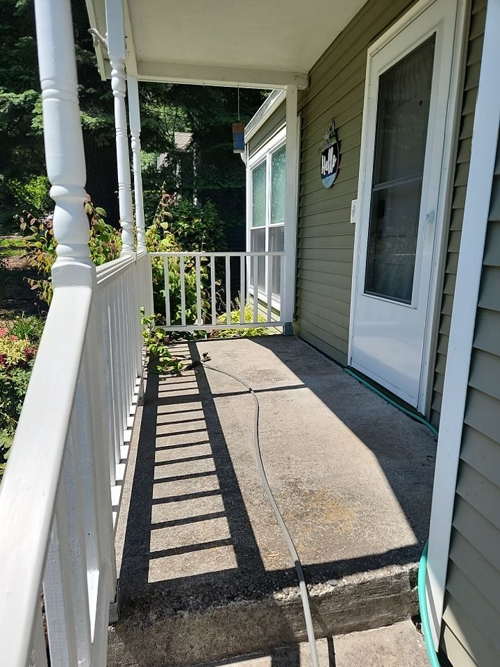 Driveway Repair using Pressure washing no chemicals by Willamette Outdoor Wash LLC