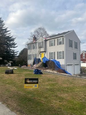 Owens Corning Duration: Williamsburg Gray in Cheshire