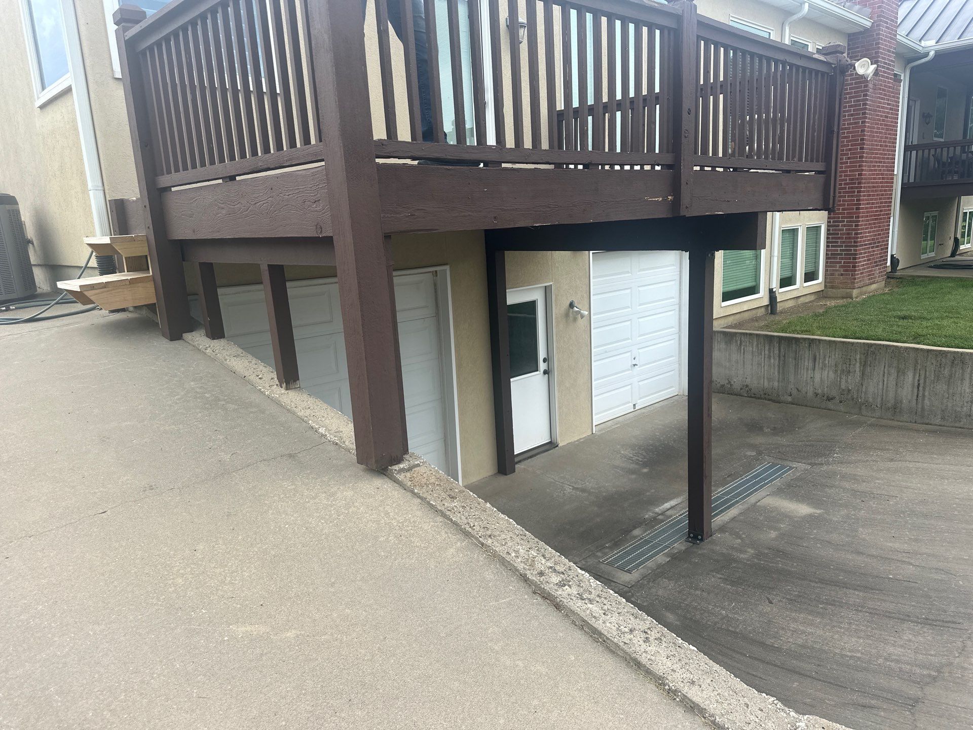 Roof, Windows, Doors, Landscaping and Deck by EEC Windows, Siding & Roofing