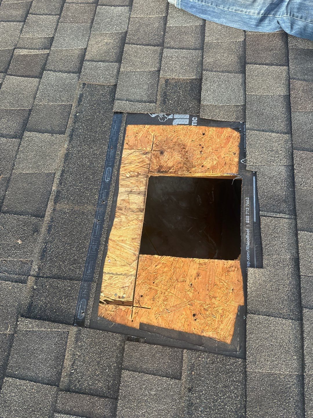 Residential Roofing Installation using Owen's Corning Duration (Lifetime) Shingles by Roof Repair Company
