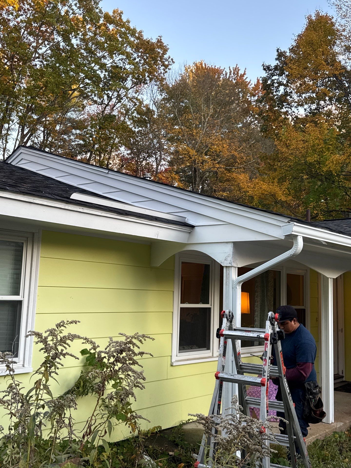 Chelmsford Exterior Repair: Siding, Gutters & Roof Cleaning by Mighty Dog Roofing of Greater Middlesex County