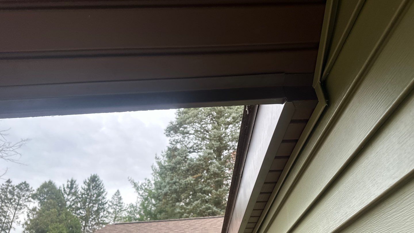 Siding Replacement using CertainTeed Restoration Classis D4 by 180 Contractors