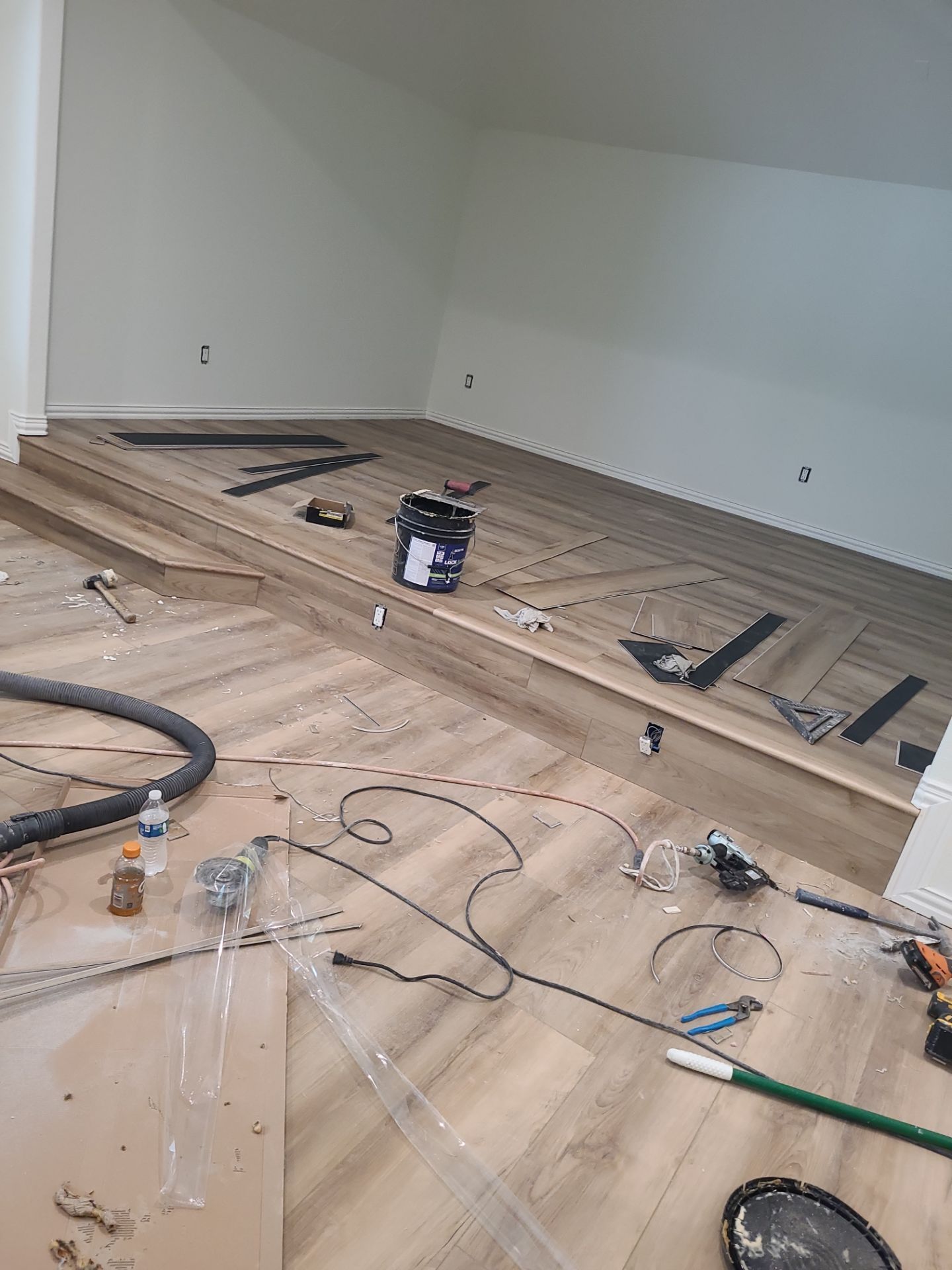 Full House Remodel in Creekside Park by SophAlx LLC