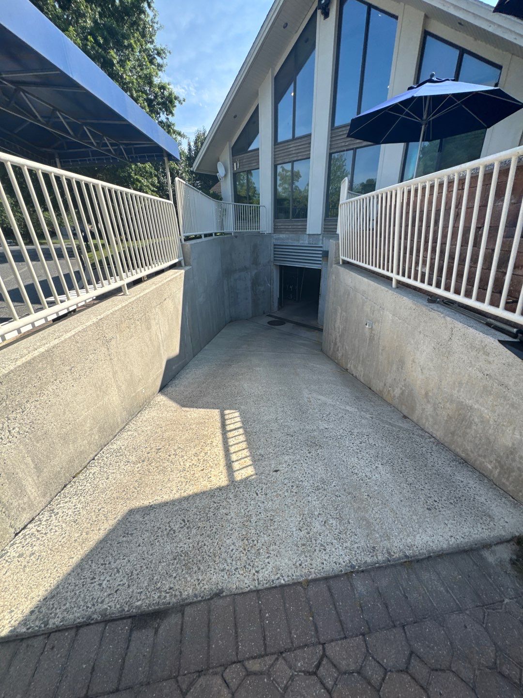 Commercial Cleaning using Building SoftWash & Pressure washing by SJ Exterior