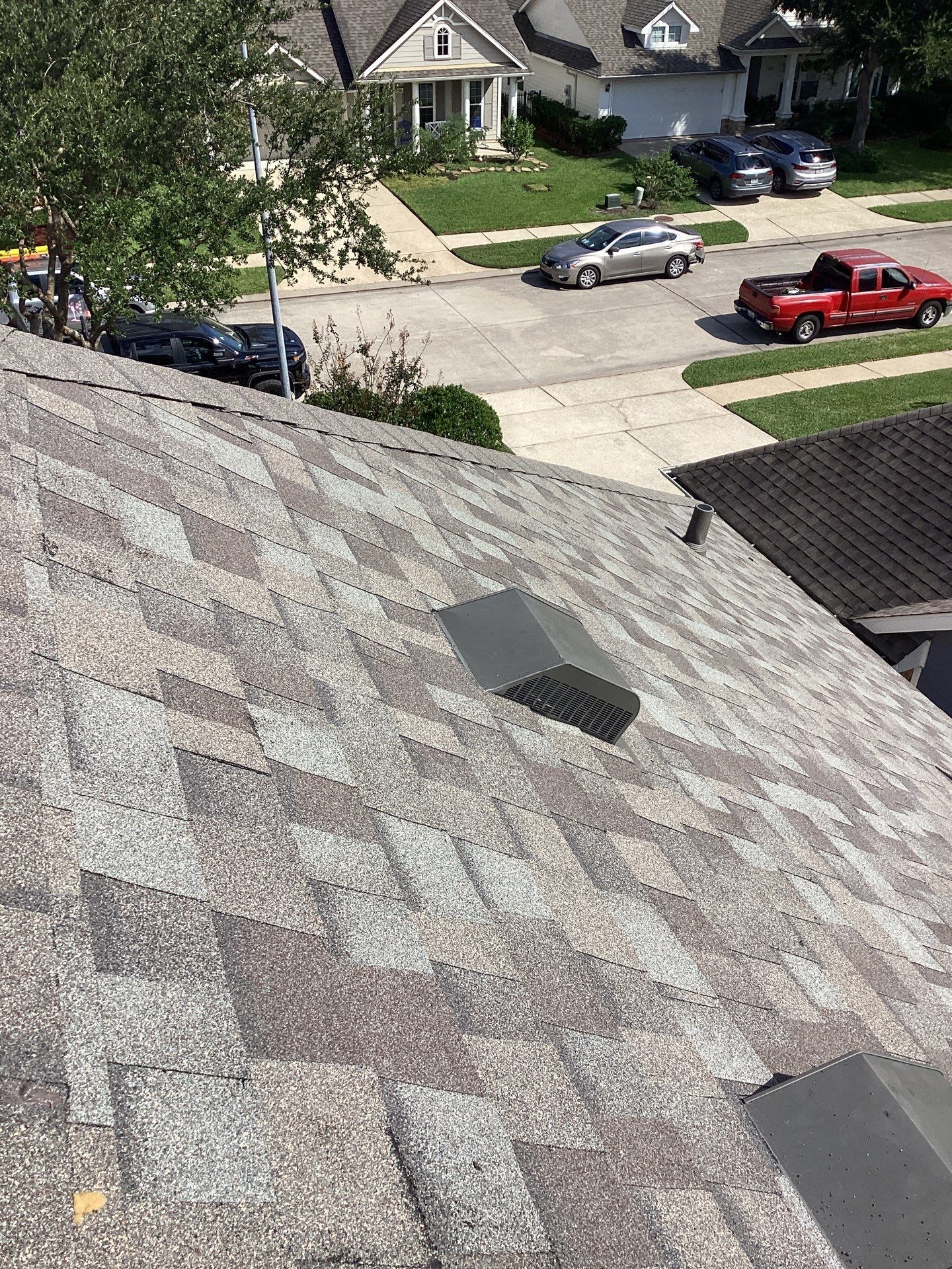 Residential Roofing Installation using Owen's Corning Duration (Lifetime) Shingles by Roof Repair Company