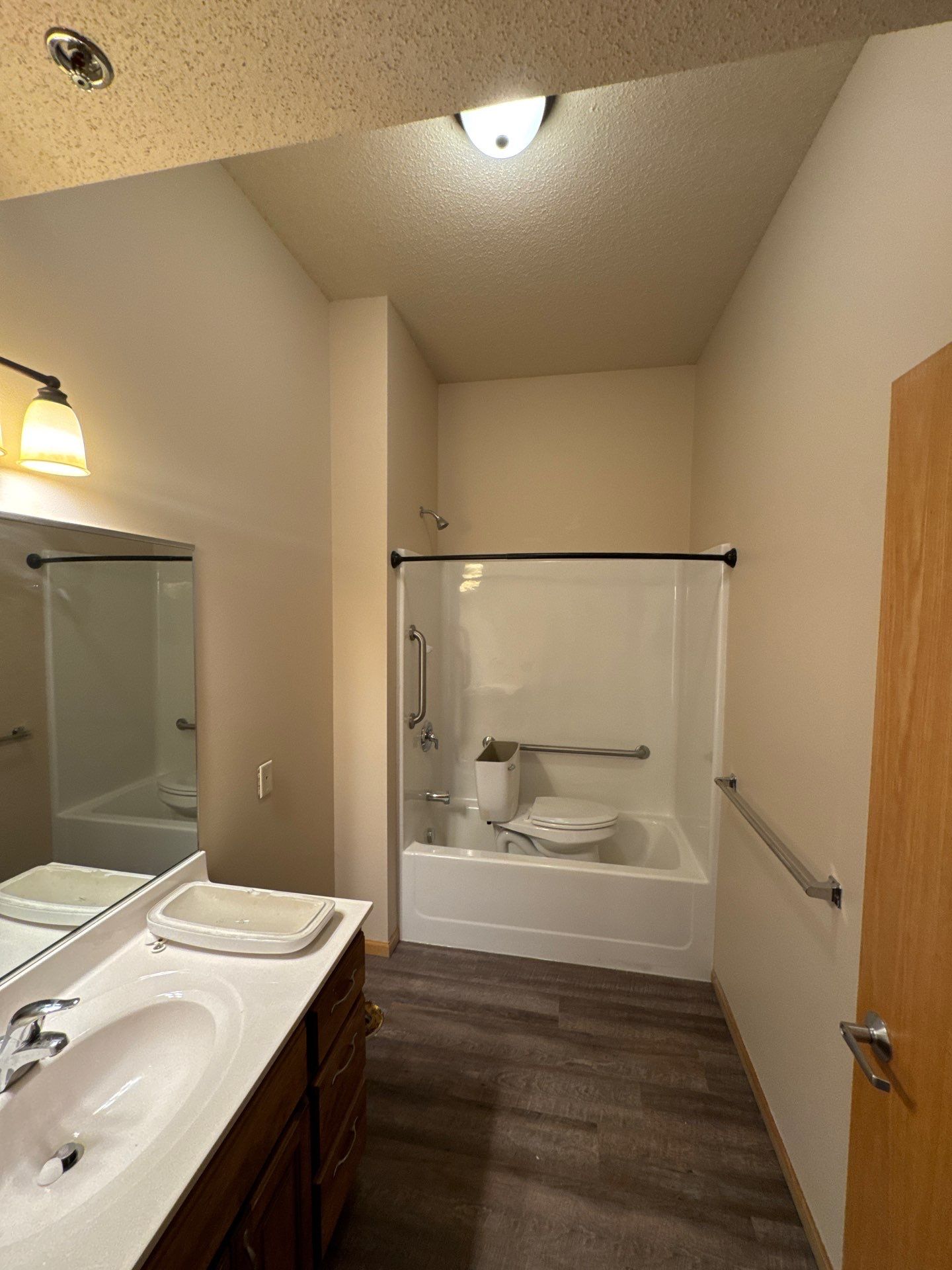 Full Interior Residential Painting Project in Sioux Falls by Select Painting, Coatings & Garage Cabinets