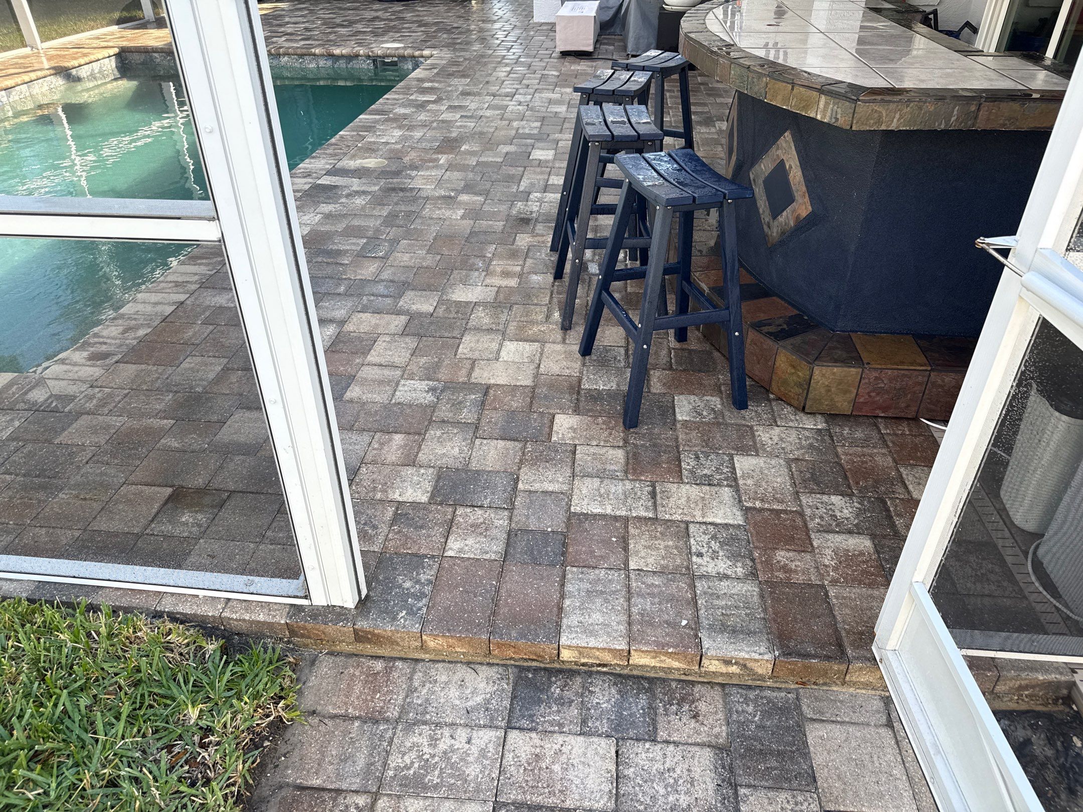 Paver Pool Deck Cleaning & Pool Cage Cleaning in River Point of Manatee – Bradenton, FL by Sunshine AquaWash
