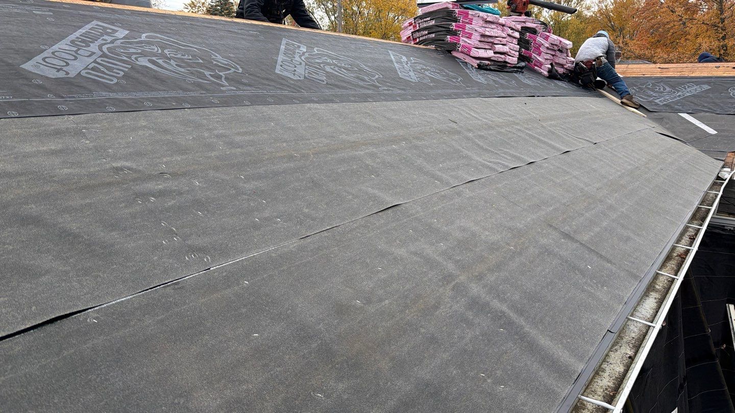 Roof Replacement using Owens Corning Onyx Black by 180 Contractors