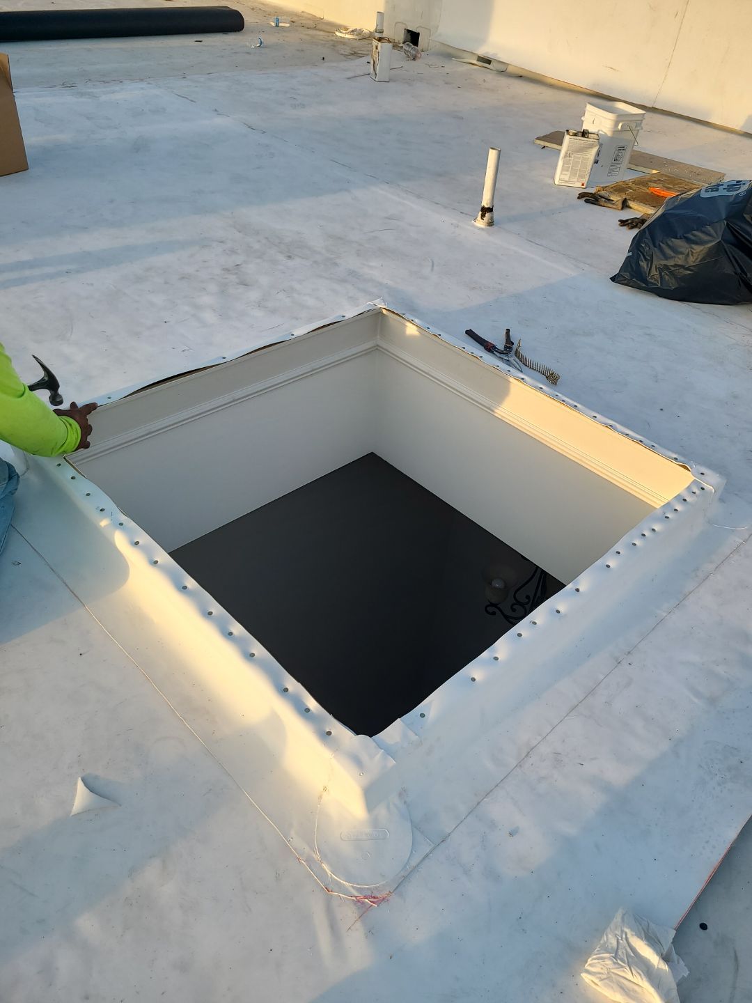 Alexandria: Carlisle Syntec TPO Flat Roof Installation by RM Banning, Inc.