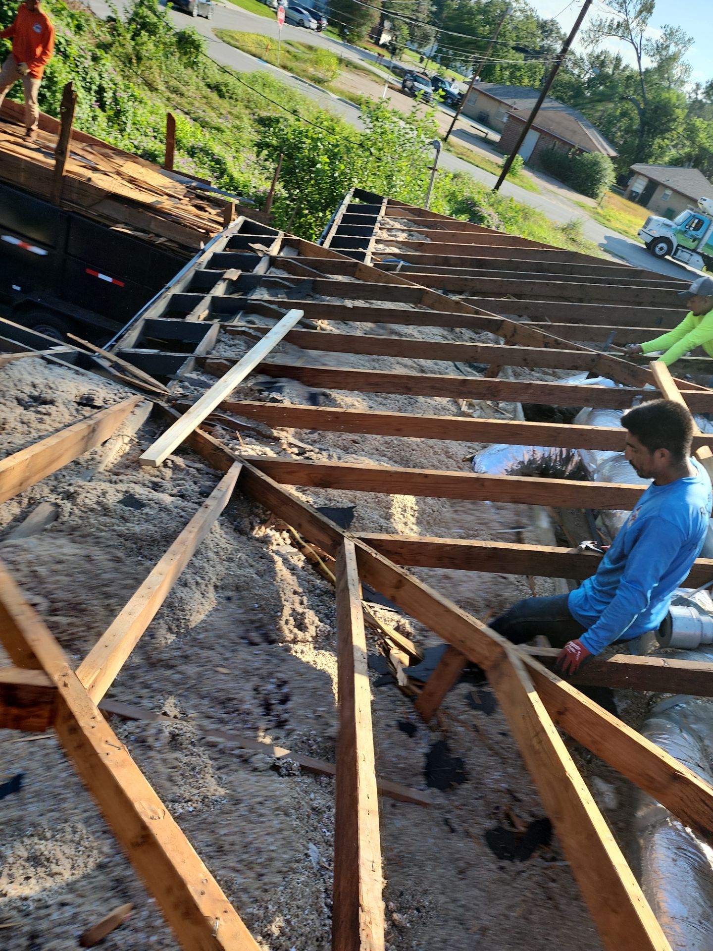Residential Roofing Installation using Owen's Corning Duration (Lifetime) Shingles by Roof Repair Company