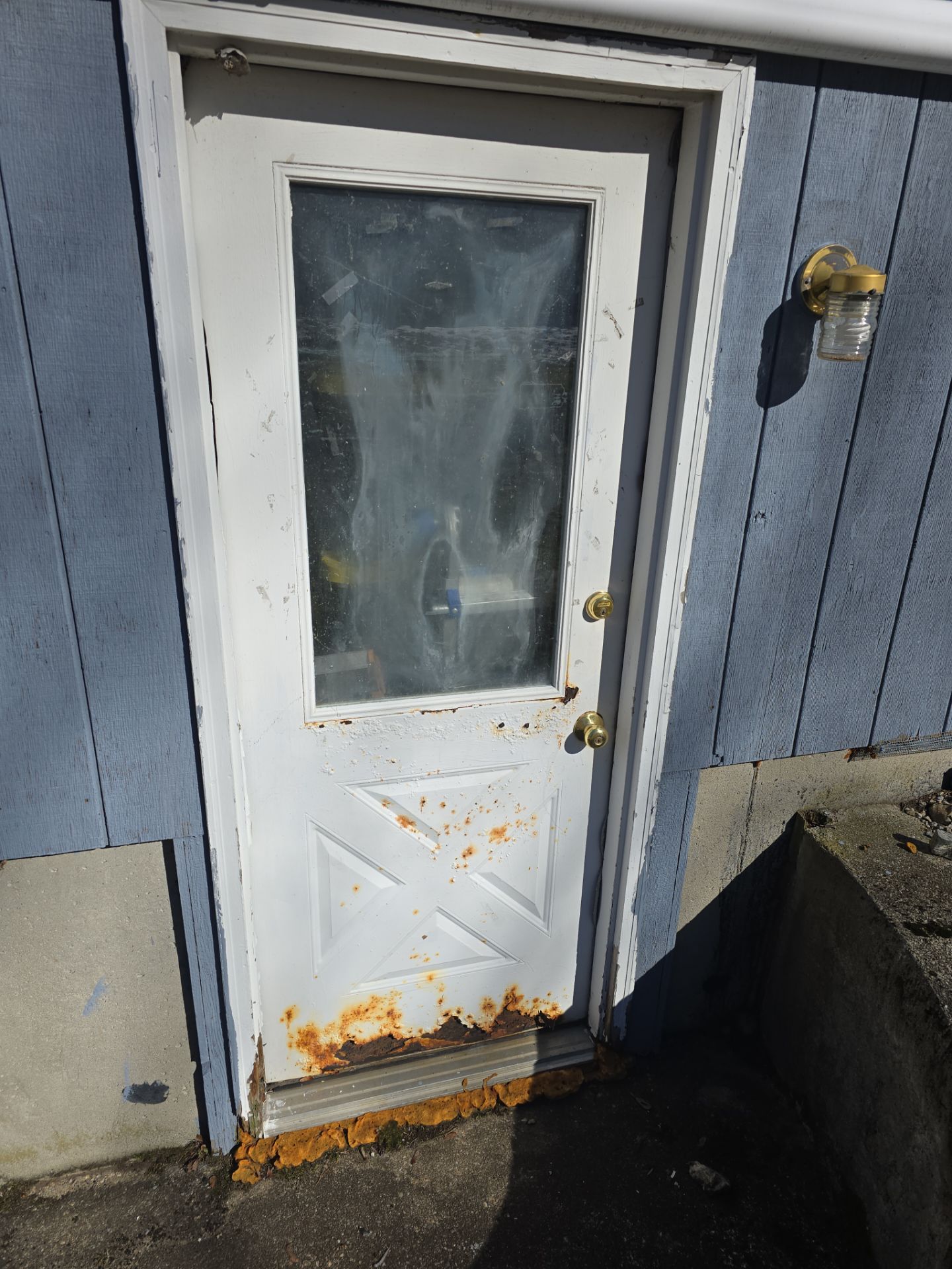 Vinyl siding project in Natick, MA by UBrothers Construction