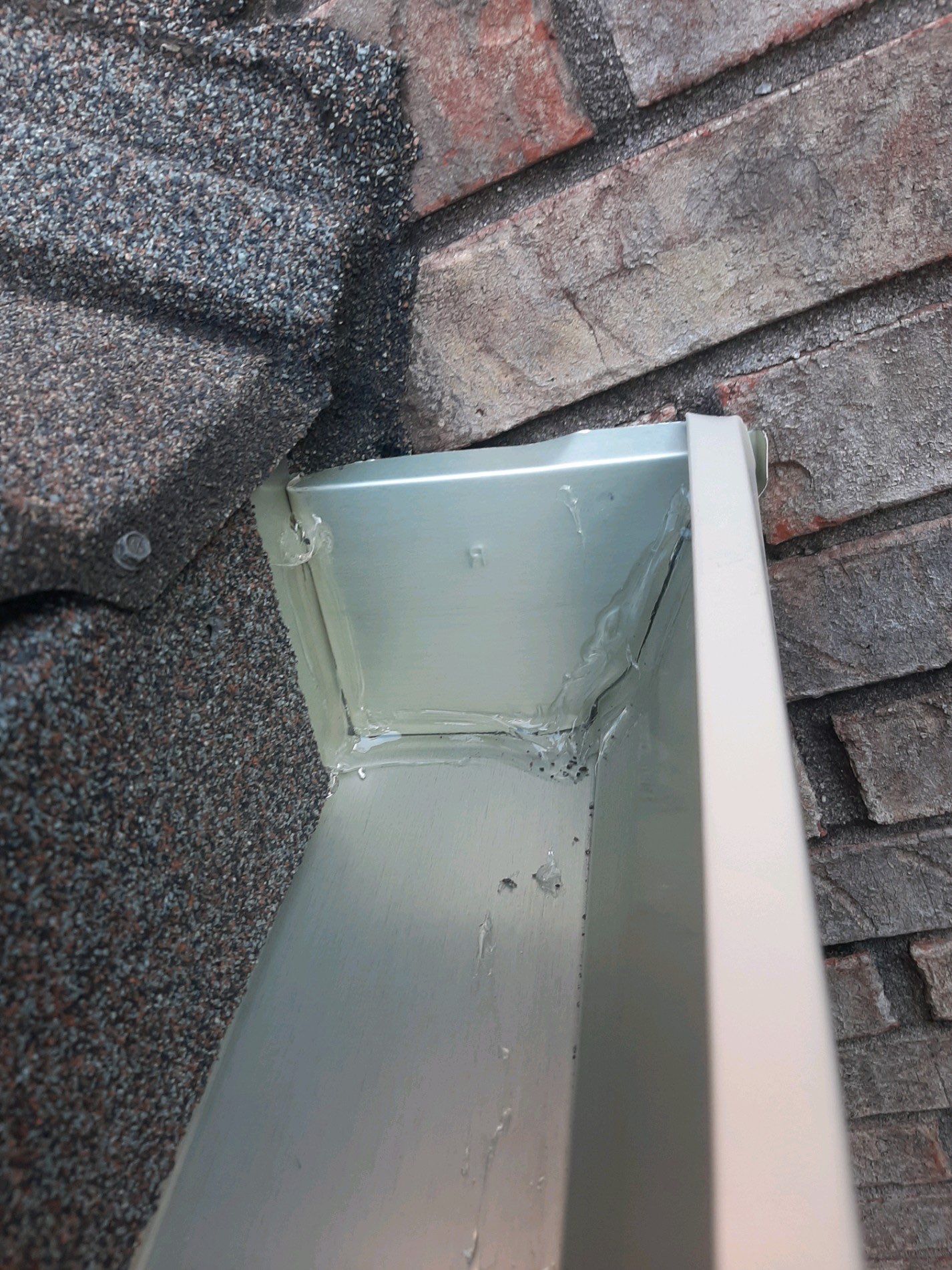 Seamless Gutter Installation with Wicker Color K-Style Gutters and LeafBlaster Pro Mesh Gutter Guards by Gutter Professors