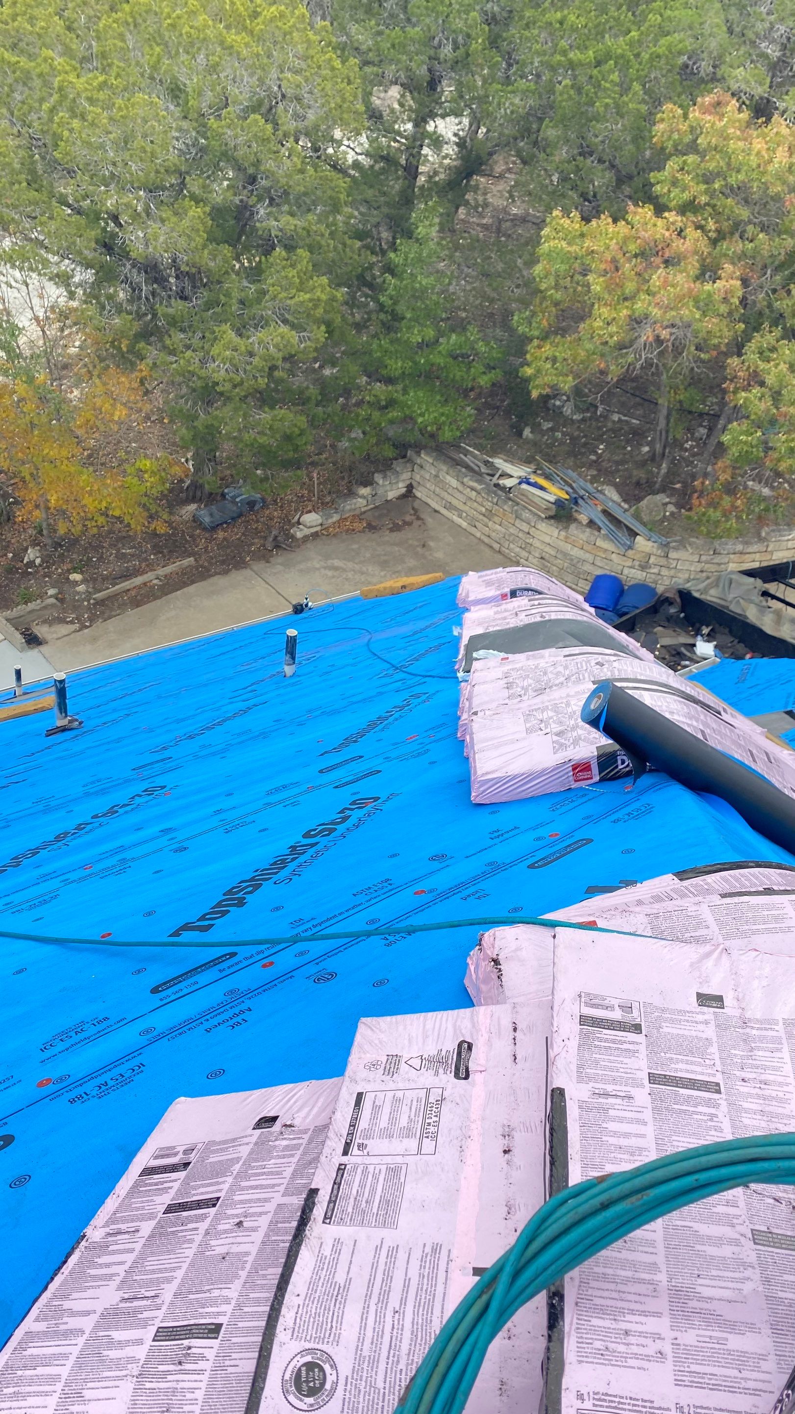 Residential Roof Replacement using Owens Corning 30 year Architectural Shingles by Premier Roofing and Contracting