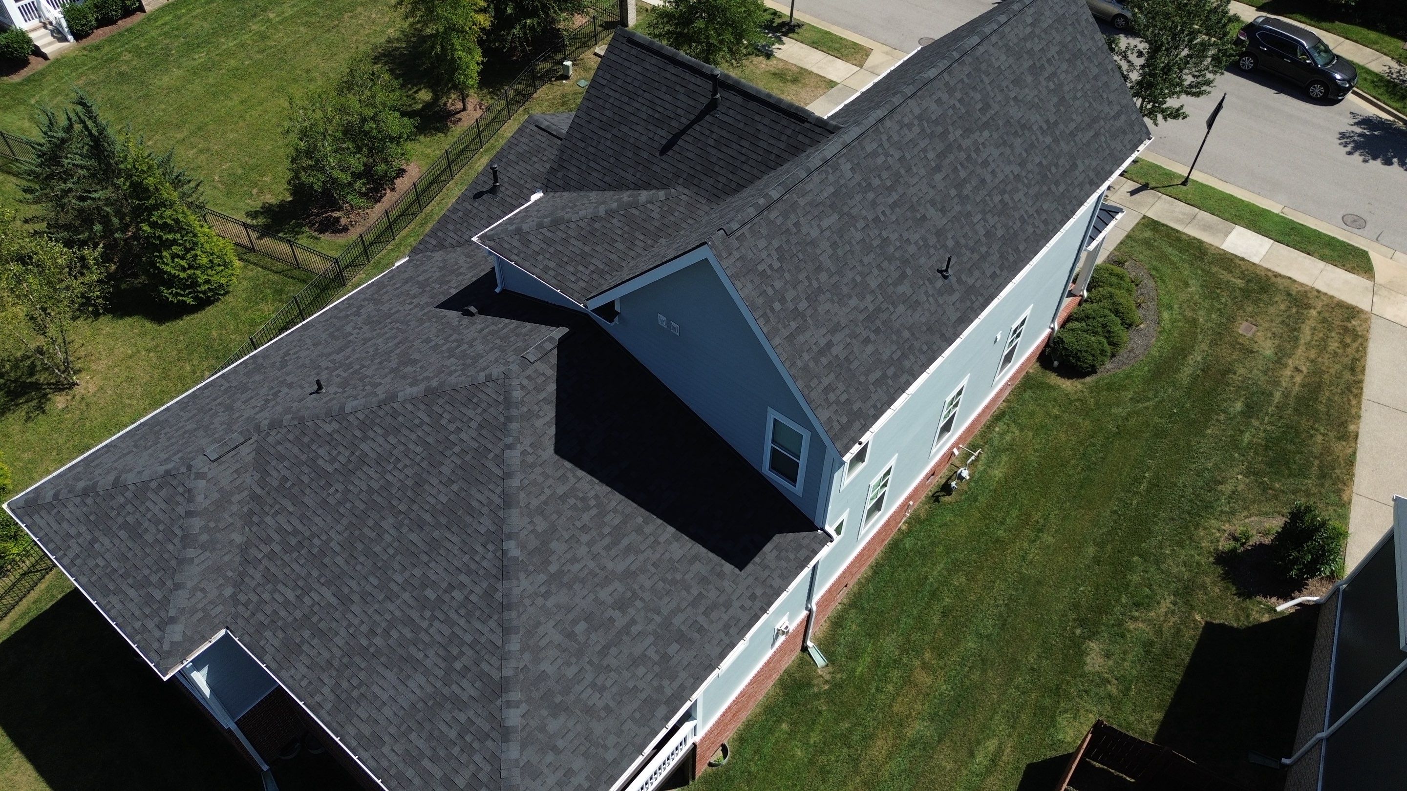Residential Roofing Installation with Malarkey Vista AR Shingles in Franklin by Shinglesmiths Roofing