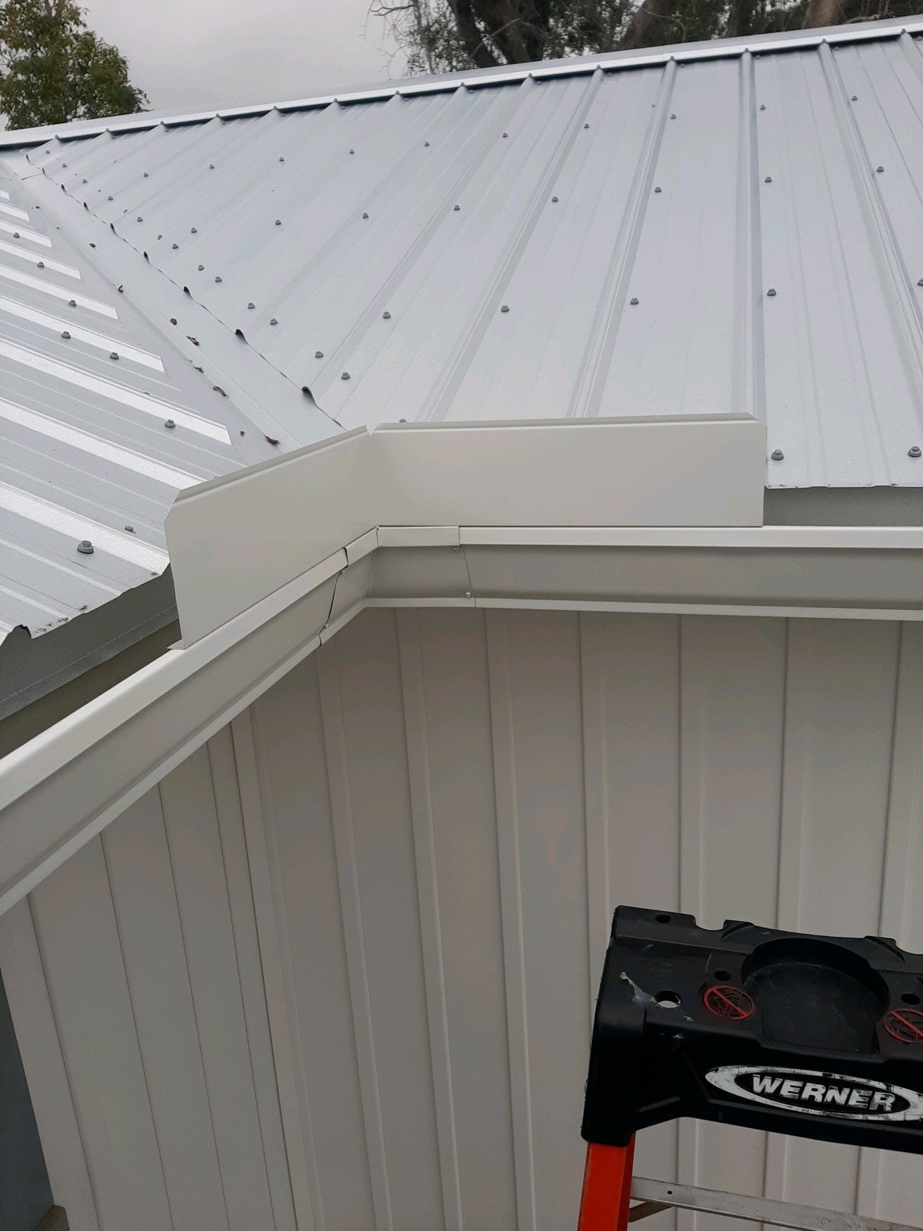 Seamless Gutter and Leaf Guard Installation Using K-Style Gutters by Gutter Professors