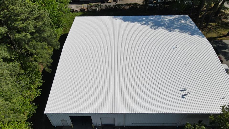 Project by Commercial Roofing Pros  by Commercial Roofing Pros 