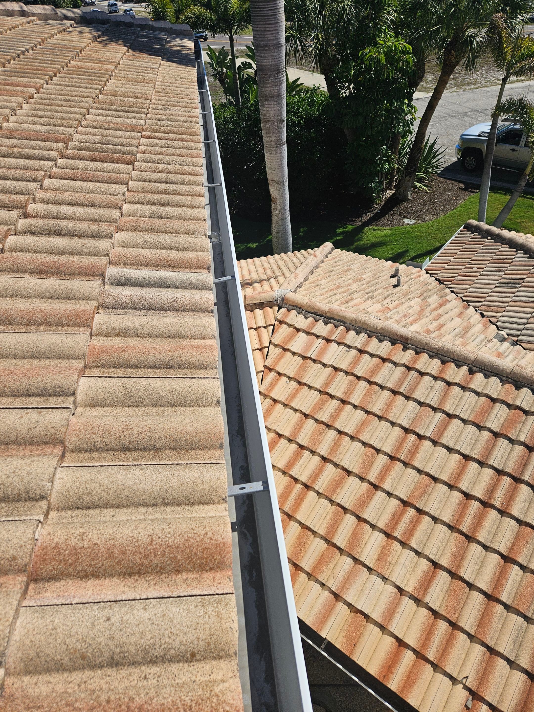 Gutter Cleaning in Sarasota FL by Gutter Professors