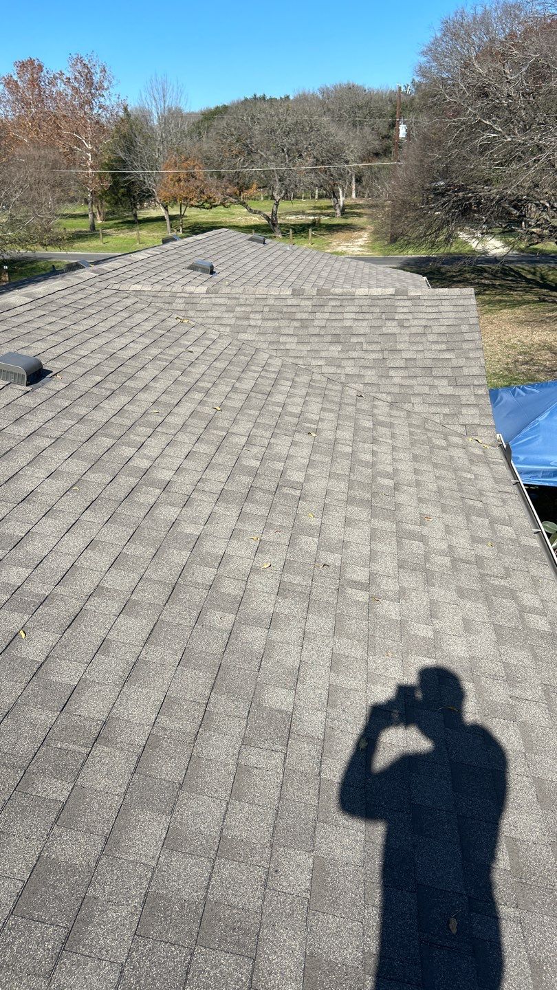 Weathered Wood - Iko Cambridge by RoofsOnly.com