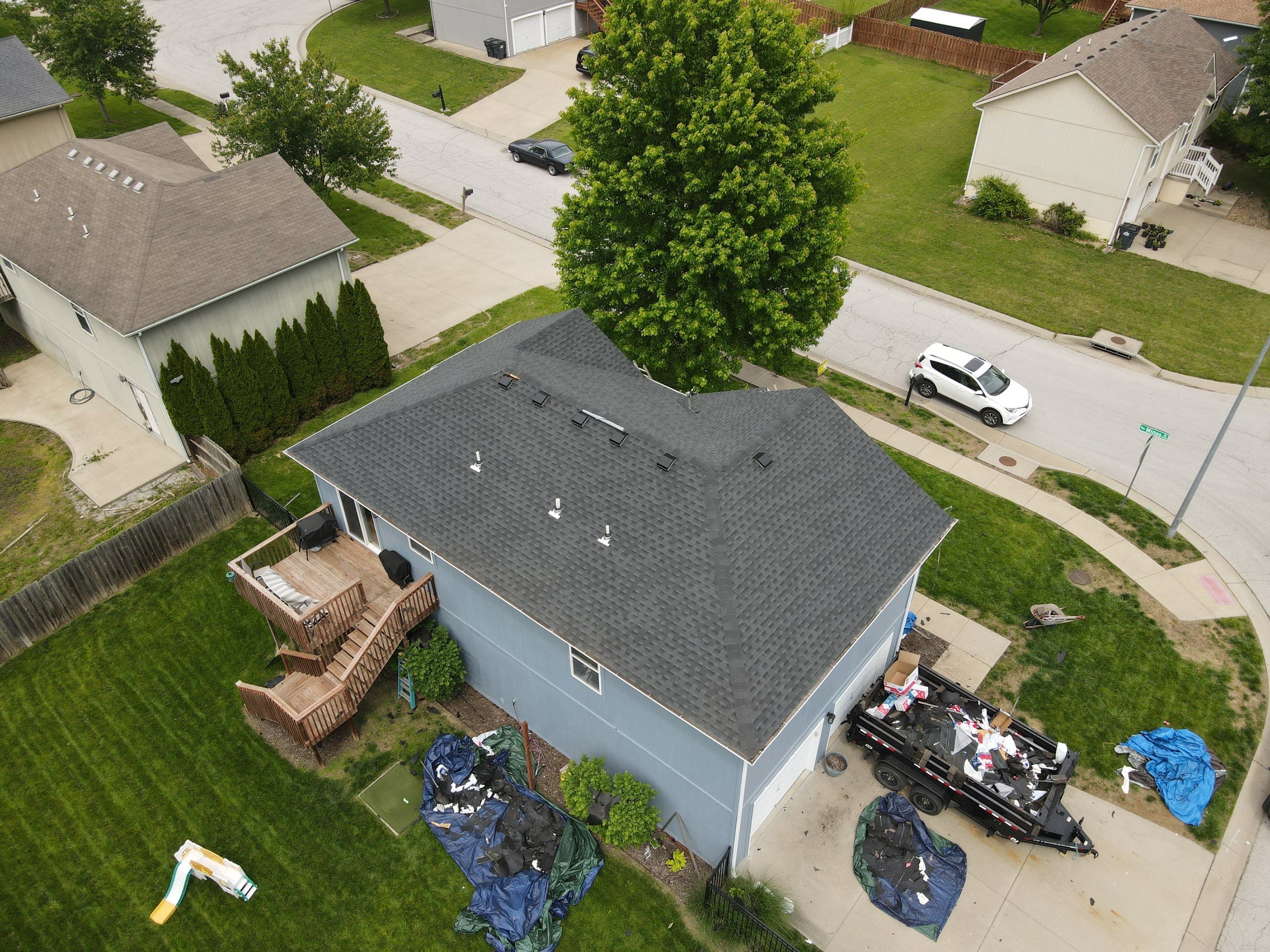 Grain Valley Residential Roof Replacement Featuring GAF Timberline HDZ Shingles by Summit Roofing