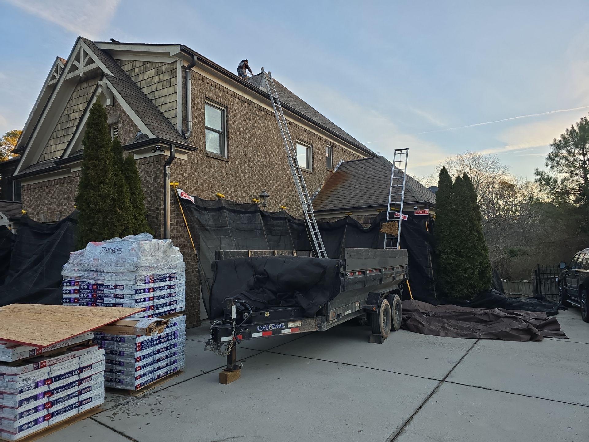 GAF Timberline HDZ in Charcoal by Element Pros Roofing, LLC