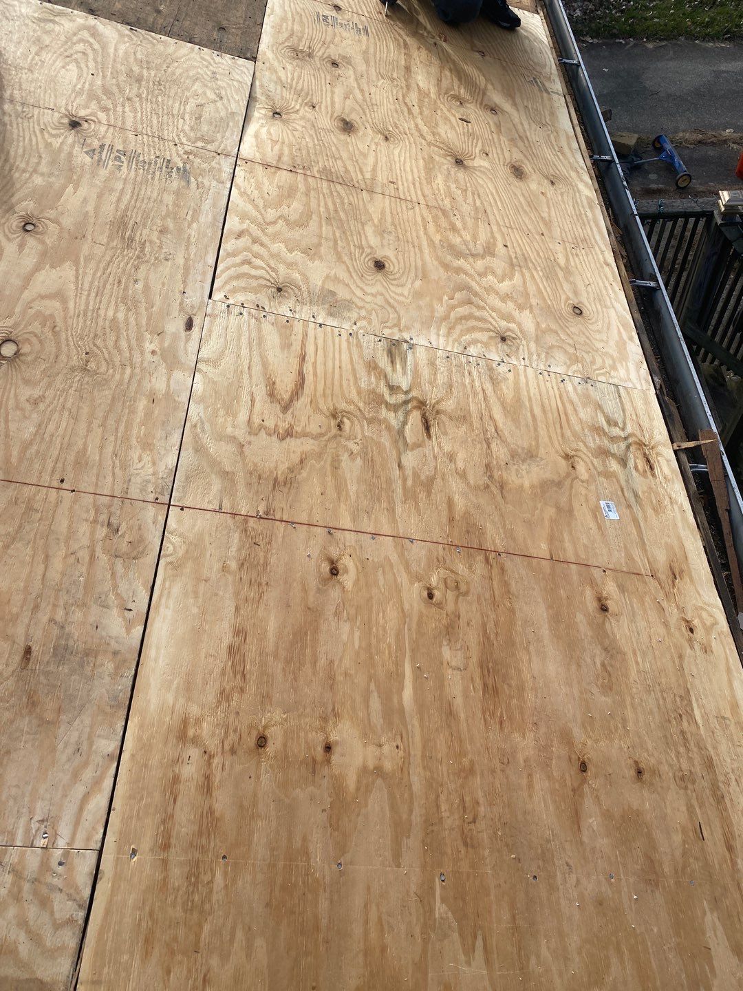 Residential Roofing Installation using Owens Corning Oakridge, Desert Tan by Absolute Roofing and Construction
