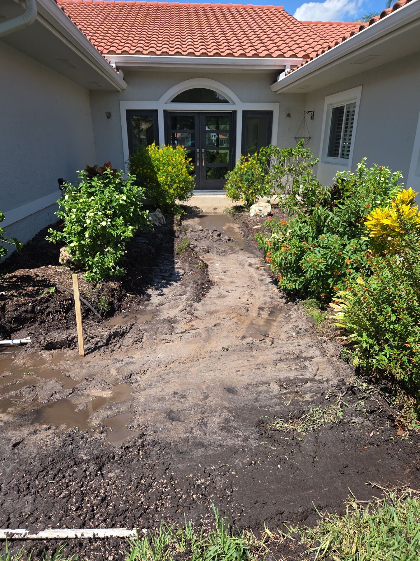 🌴 “Harbour Ridge Haven – A Tropical Revival by Alpha Zeta Landscapes” by Alpha Zeta Enterprises Inc