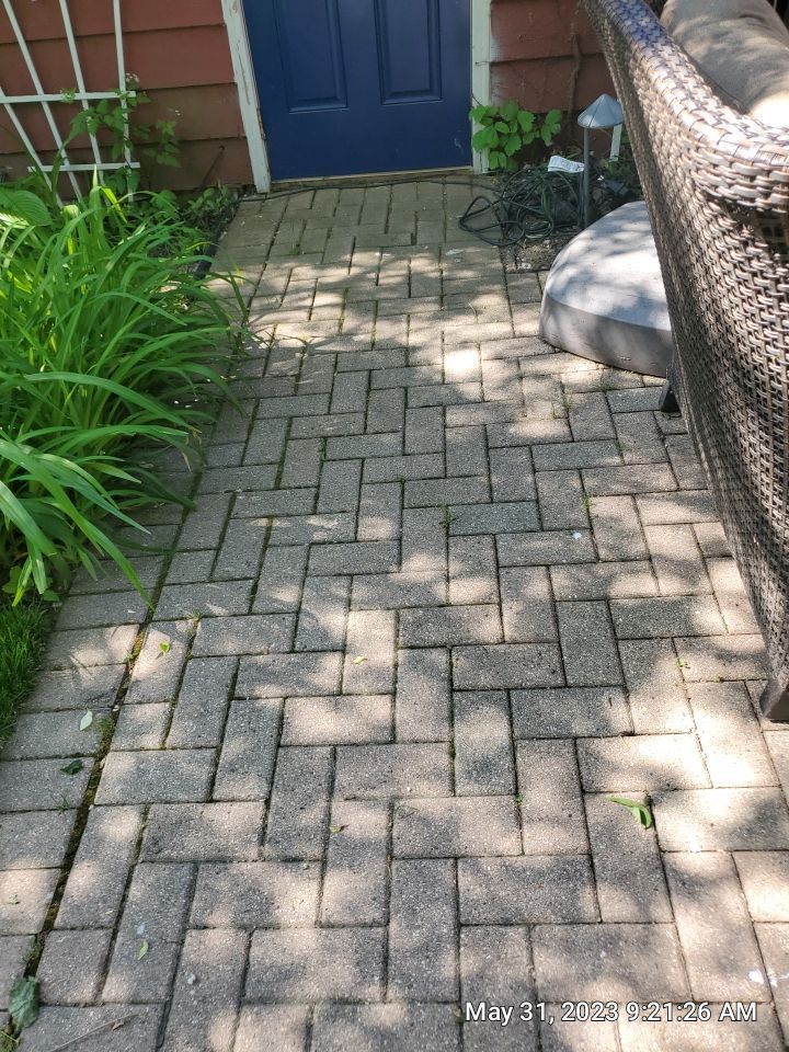Brick paver clean, sand and seal. using Surebond SB-1300 by Northern Power Washing LLC.