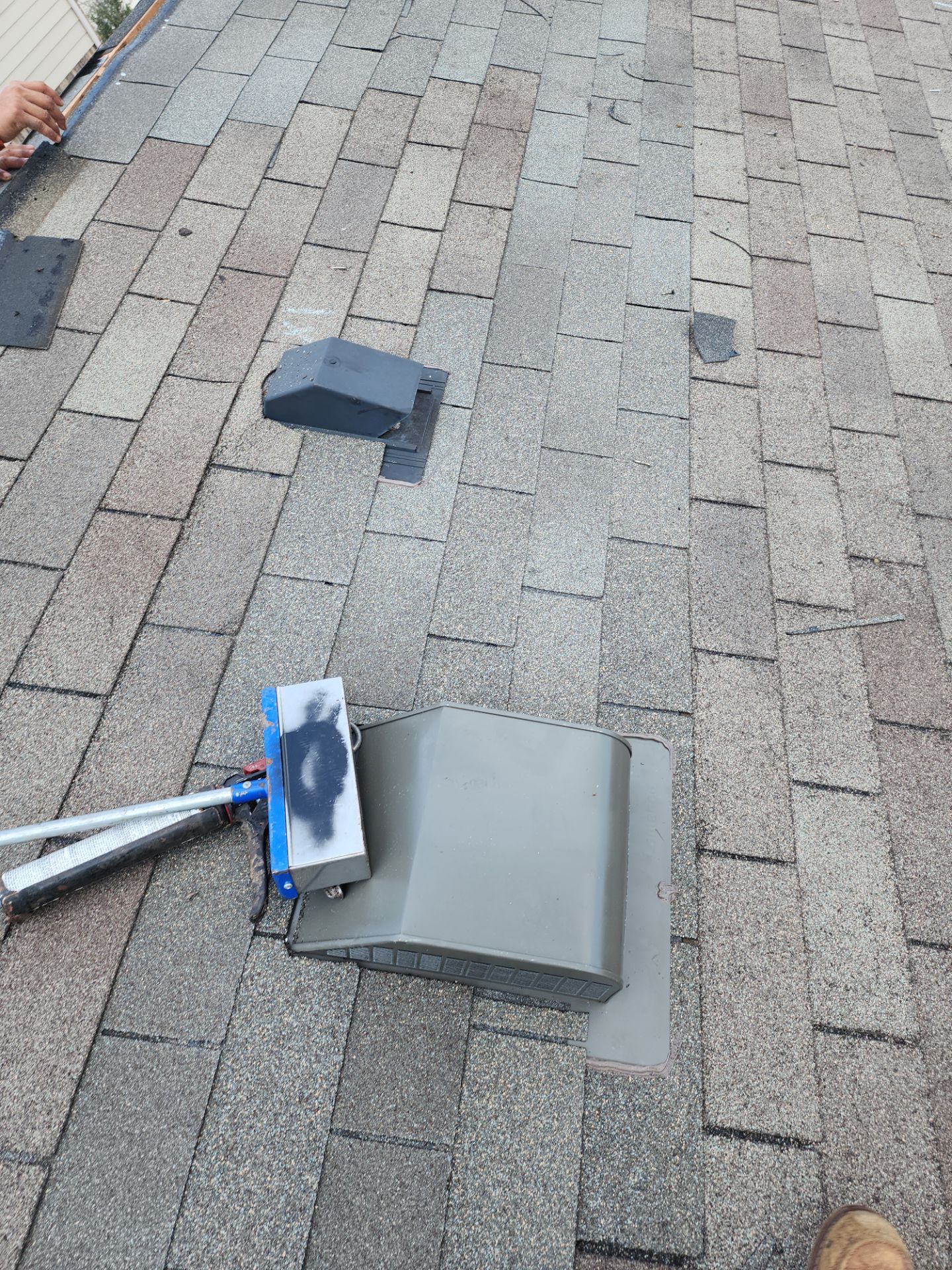 Hail Damage using Owen's Corning Duration (Lifetime) Shingles by Roof Repair Company