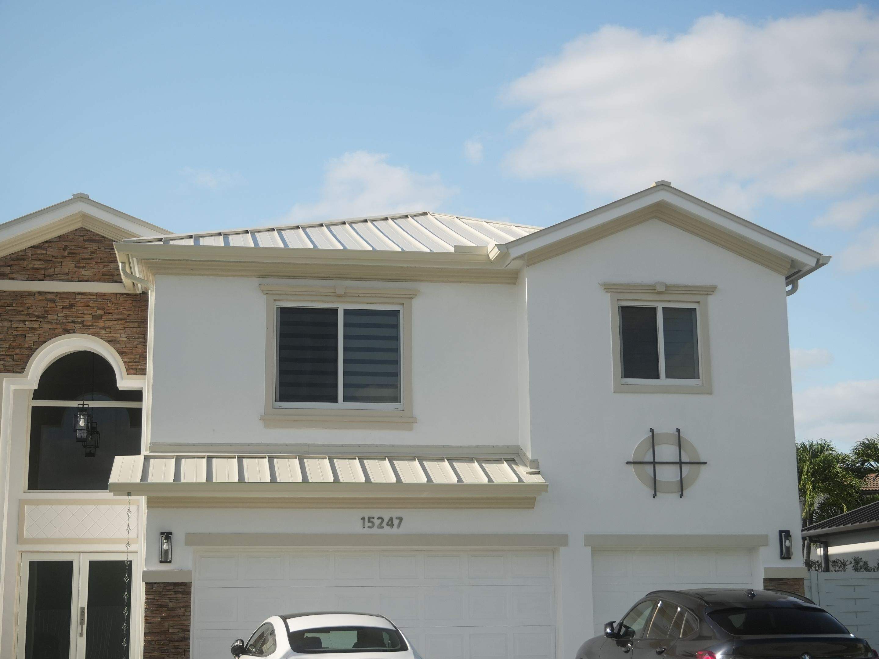 Metal Roof - Galvalume - Almond by Istueta Roofing