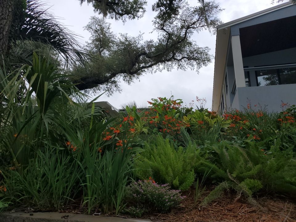 Custom Horizontal Fence  by Hip Square Fence Inc.