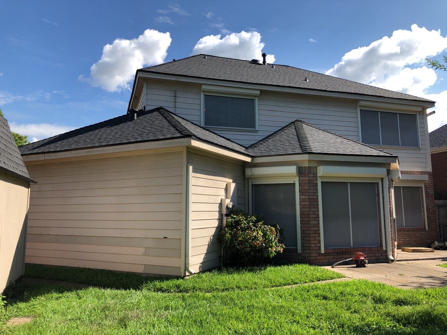Residential Roof Replacement using GAF shingles by Elite Roofing LLC