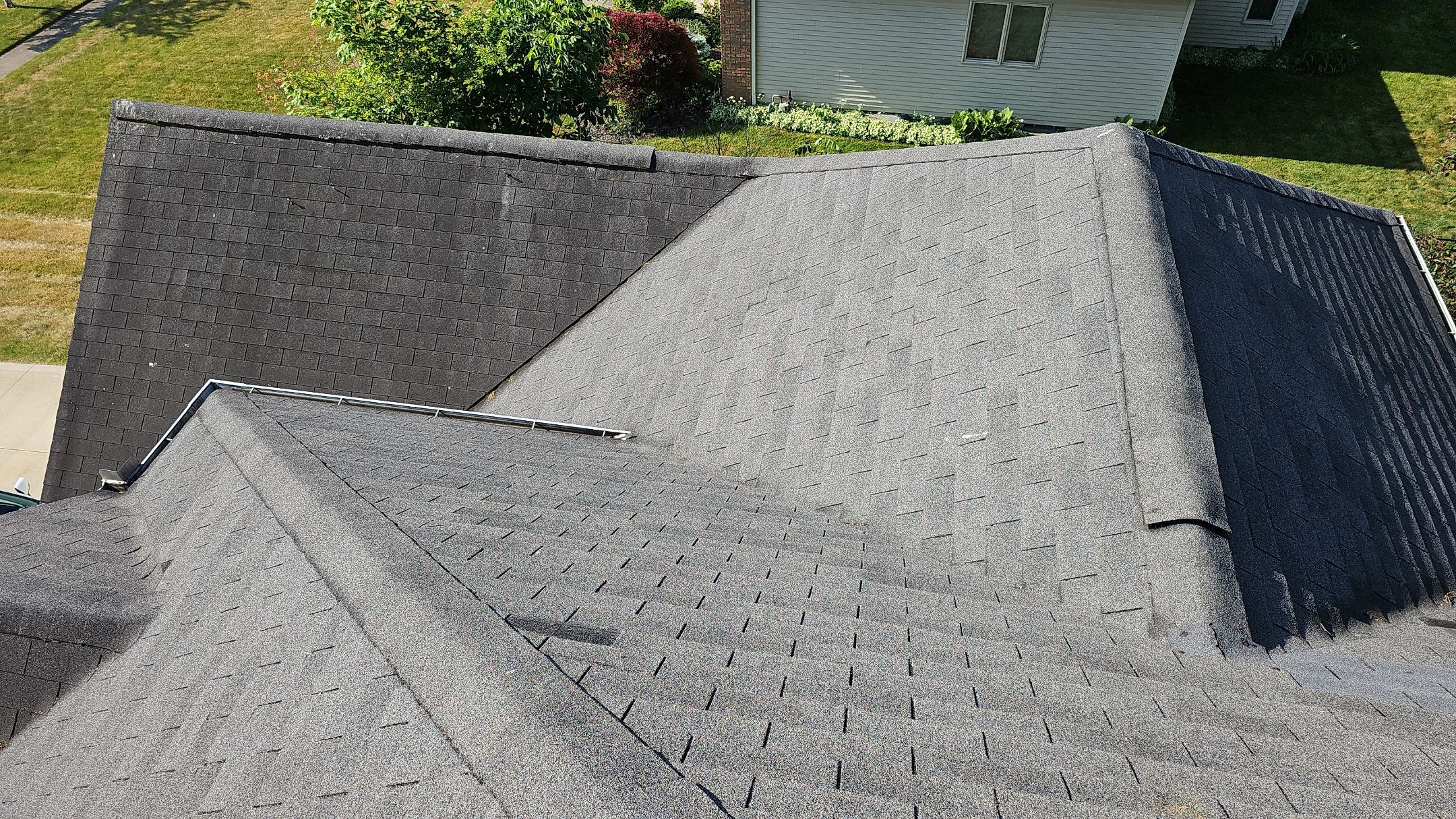 ATLAS PINNACLE COLOR: HEARTHSTONE by Eagle Eye Roofing