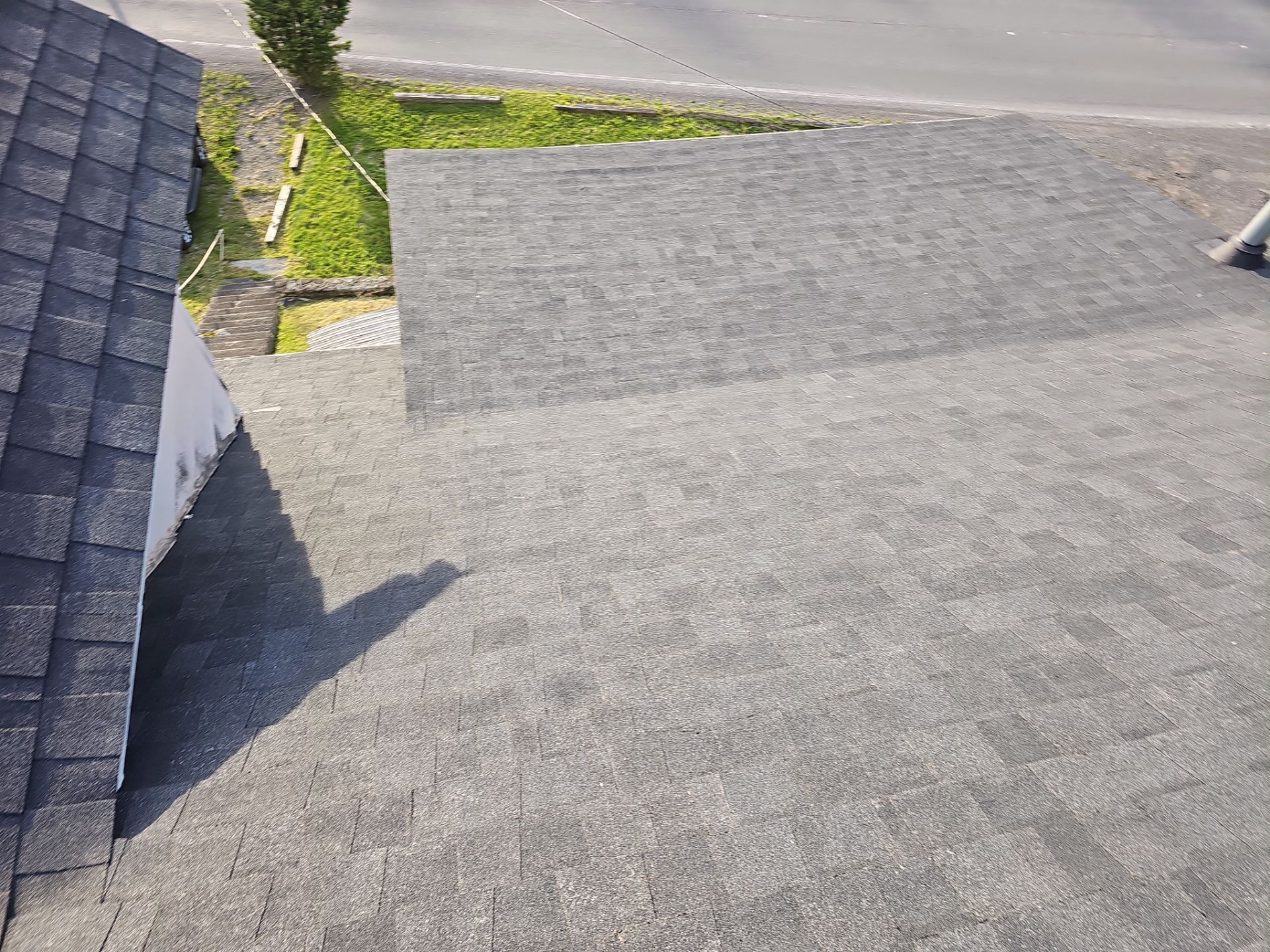 Roof Replacement Landmark PRO Charcoal Black by Winchester Roofing