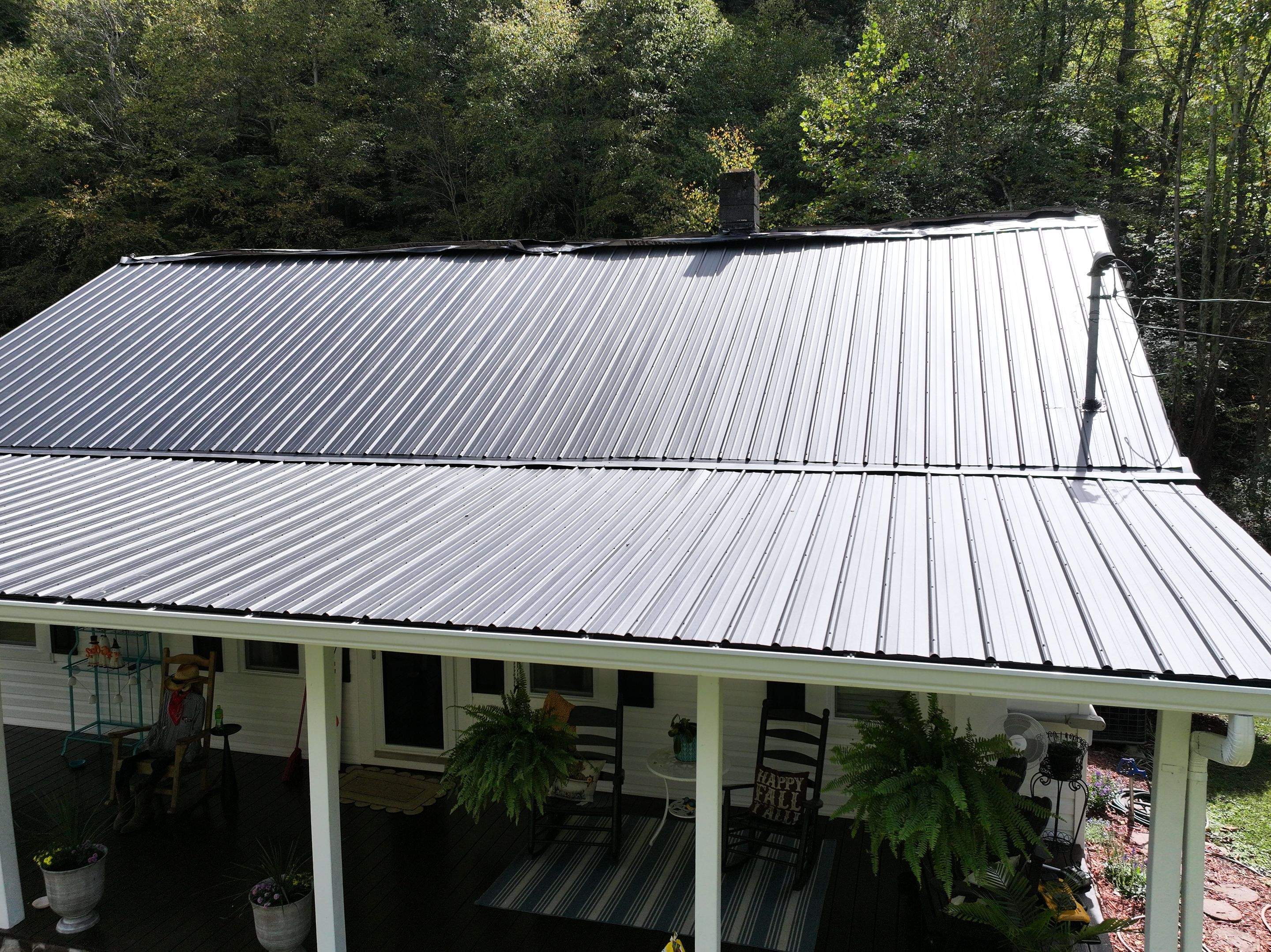 Hicks Residence by Omnia Roofing